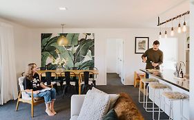 Stow Wanaka 4 -Charming Space, Just A Stone Throw From Central Wanaka